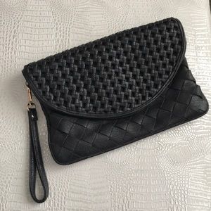 Vegan Urban Expressions Clutch